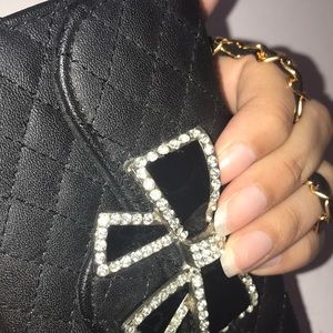 iPhone 6 wallet case w/chain handle 💖